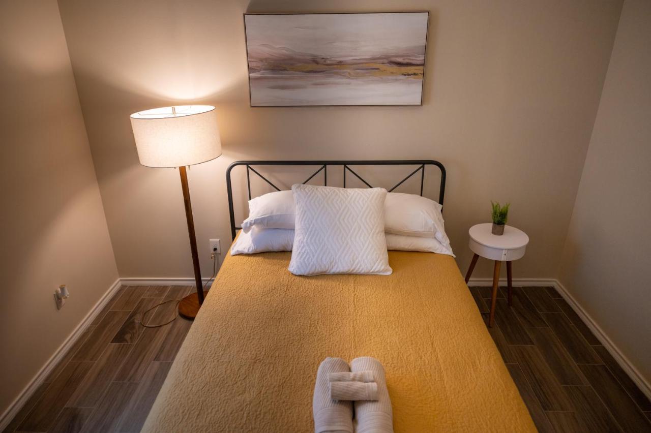 Fabulous King Size Bed In A Gated Neighborhood! Apartment เอดินเบิร์ก ภายนอก รูปภาพ
